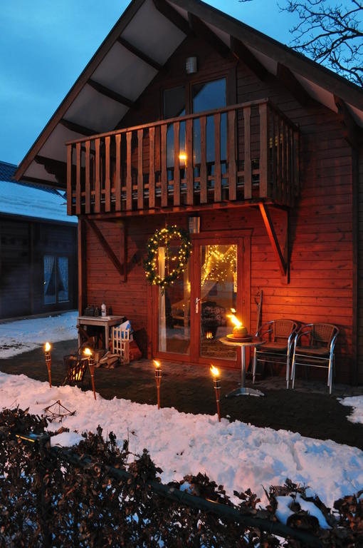 Thuiskomen, Genieten Aan Het Water Maaseik Habitación foto