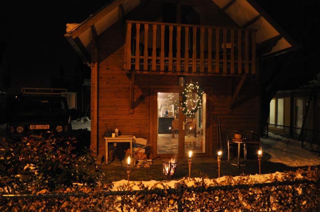 Thuiskomen, Genieten Aan Het Water Maaseik Exterior foto